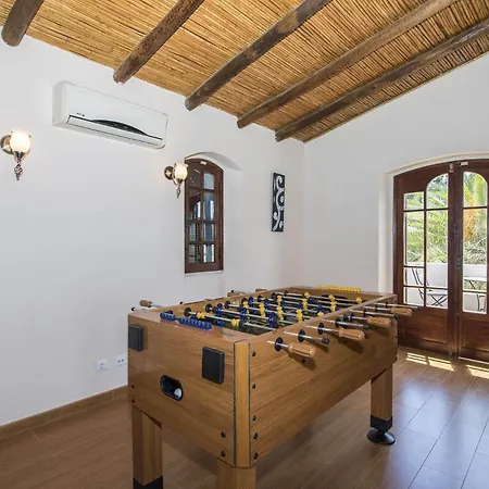 Arrochela Villa